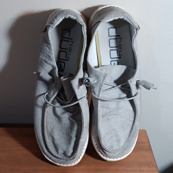 Hey Dude Women's Gray Loafers - Picture 1 of 9